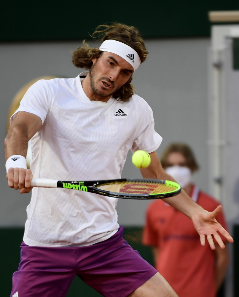 欧洲网球队强势法国网球队，西西帕斯高光表现