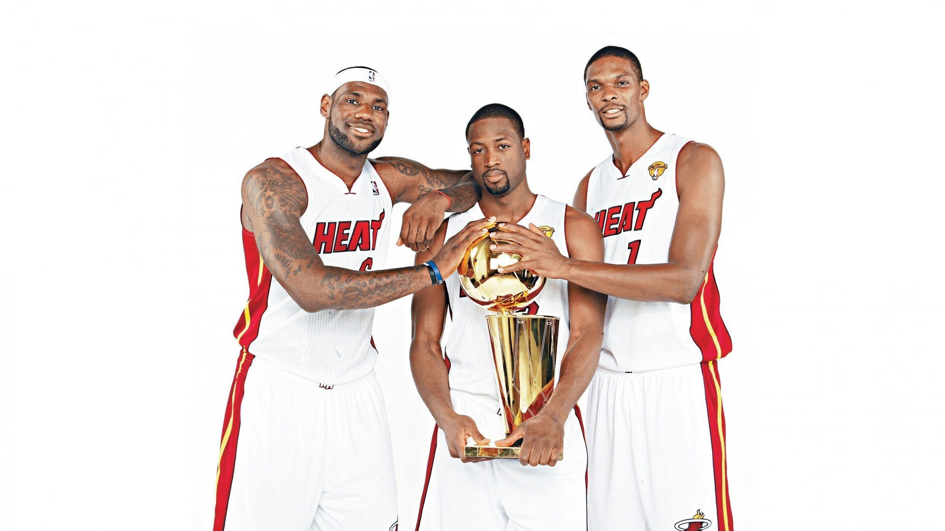 东决关键战之夜，萨拉赫刷新纪录，当足球与篮球的传奇在同一个夜晚闪耀